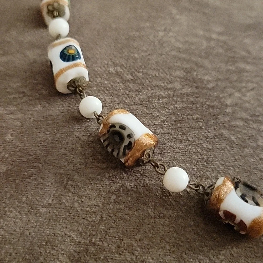 Estate Art Deco Venetian Milk Glass Beaded Necklace Clip-on Earrings Set